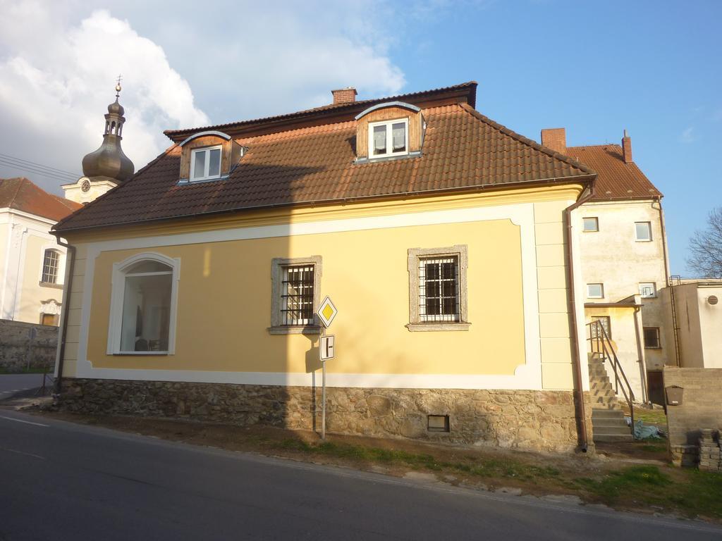 Guest House U Zlateho Jelena Žinkovy Exterior foto
